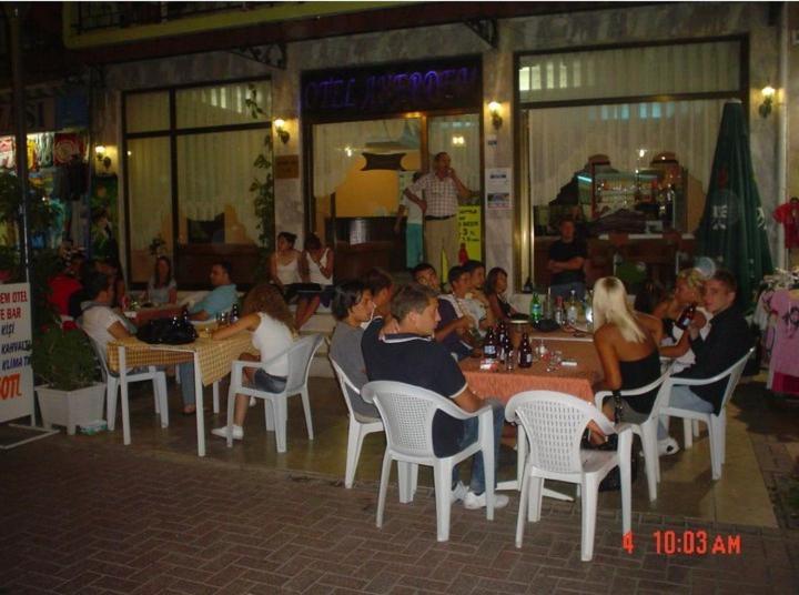 كوشاداسيه Akerdem Hotel المظهر الخارجي الصورة