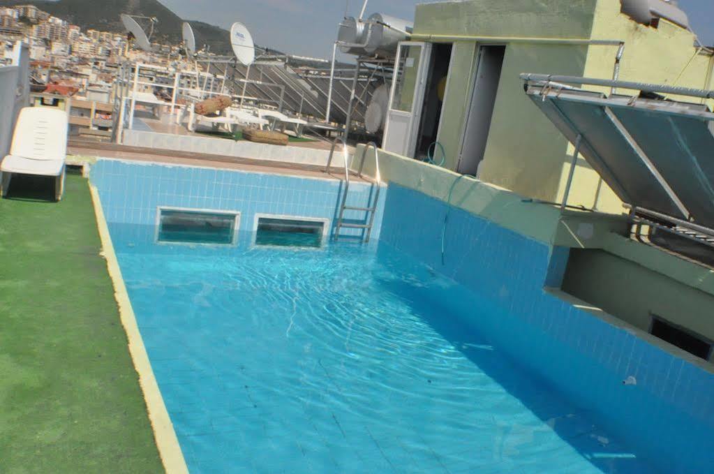 كوشاداسيه Akerdem Hotel المظهر الخارجي الصورة