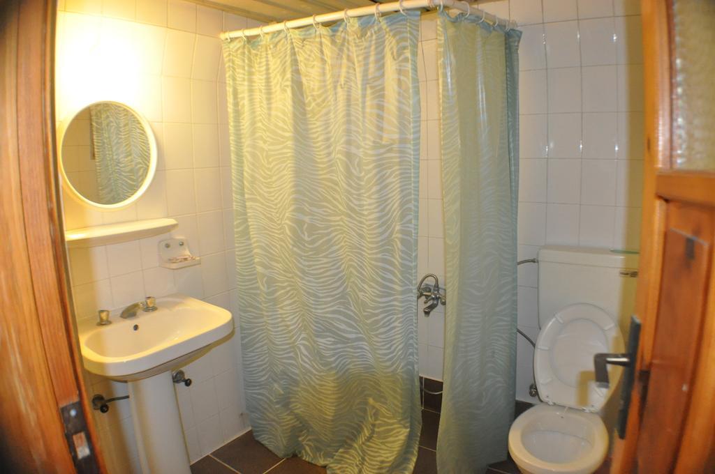 كوشاداسيه Akerdem Hotel المظهر الخارجي الصورة