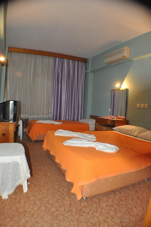 كوشاداسيه Akerdem Hotel المظهر الخارجي الصورة